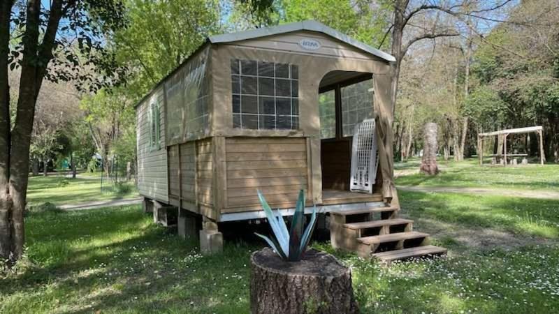 Camping Du Lion Bourg-Saint-Andéol Exterior photo