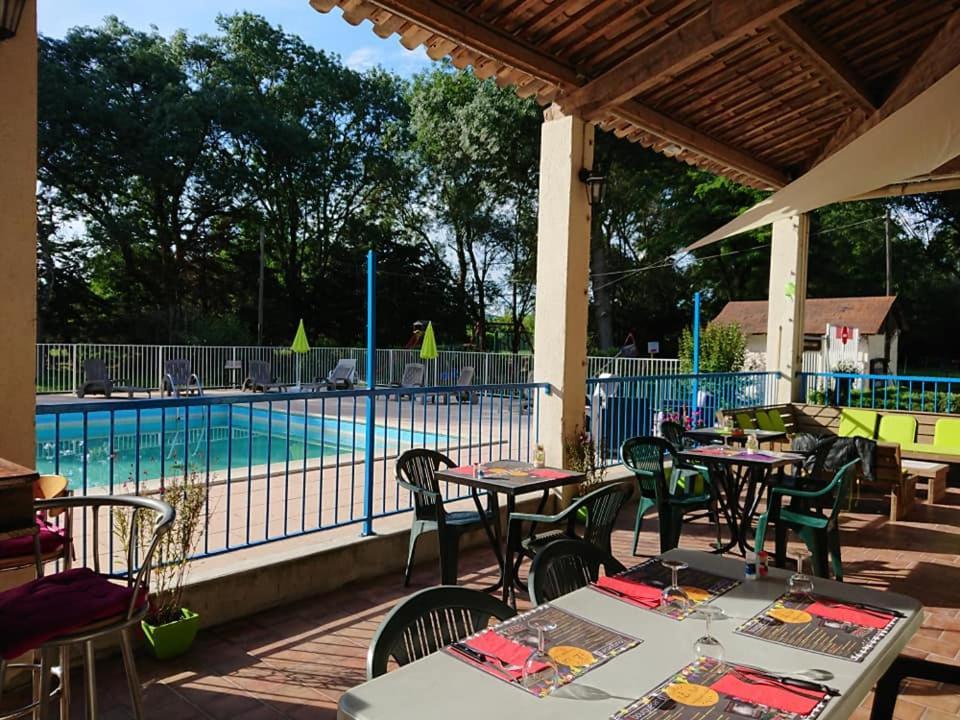 Camping Du Lion Bourg-Saint-Andéol Exterior photo